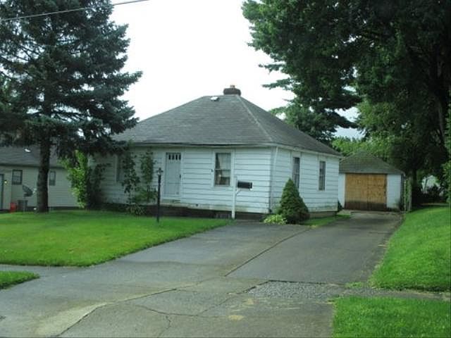 1st image of 1937 Overlook Ave