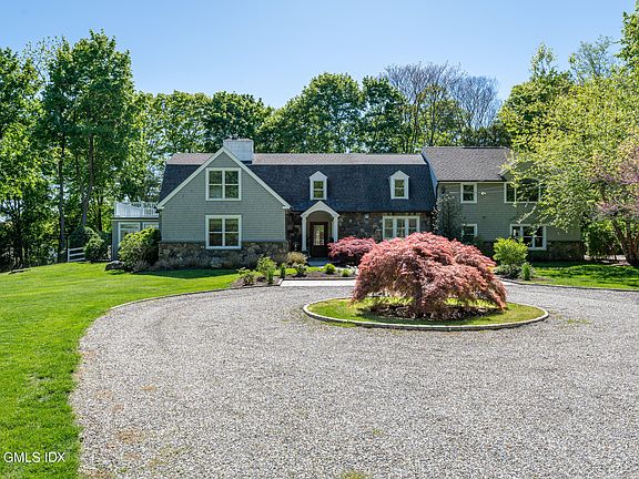 2nd image of 469 Taconic Rd