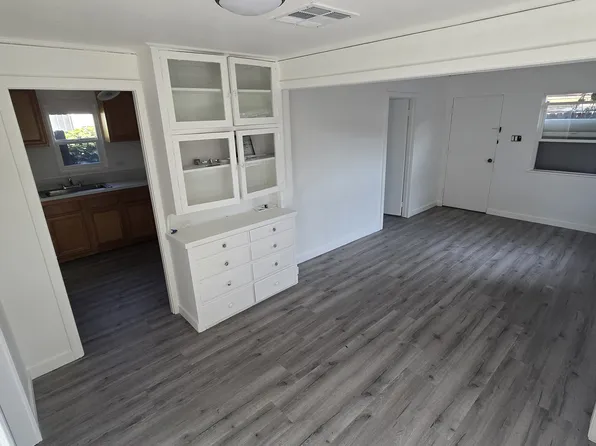 77 S Parkwood Ave, Pasadena, CA 91107