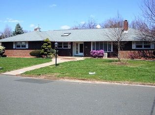 1041 Grove St, North Brunswick, NJ 08902