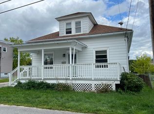 8 Stewart St, Lewiston, ME 04240