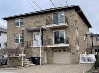 2480 7th St FLOOR 2, Fort Lee, NJ 07024