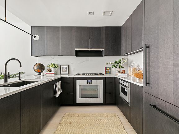 5th image of 55 W 17th St Unit 601