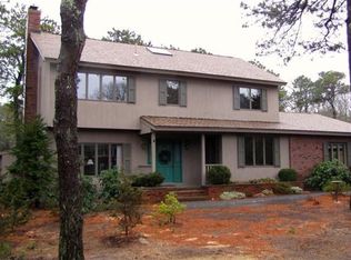 4 Baldwin Ln, West Yarmouth, MA 02673