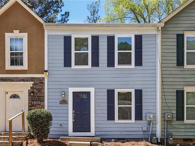 1820 Cumberland Valley Pl SE — Photo 1