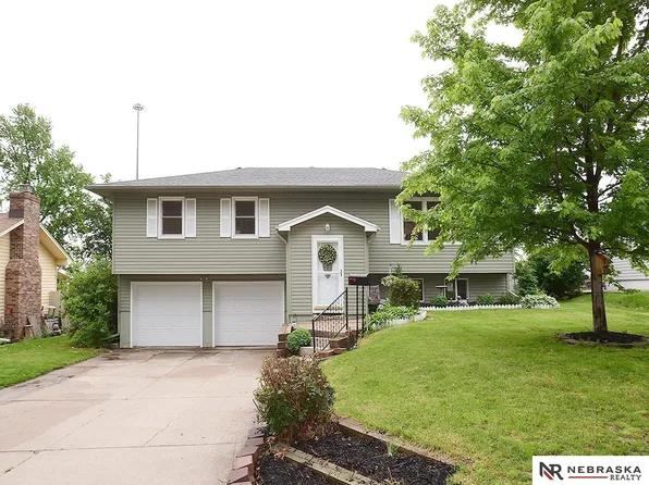 11321 Gold St, Omaha, NE 68144
