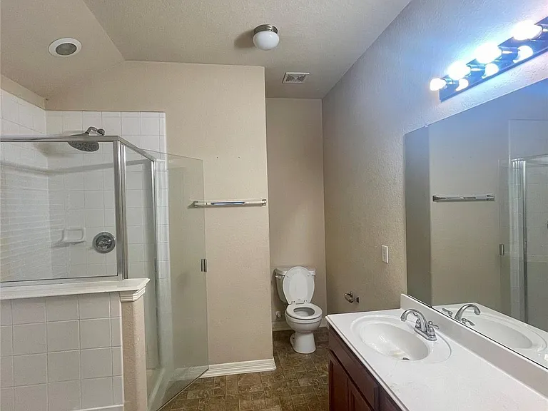 722 Pequin Rd — Photo 8