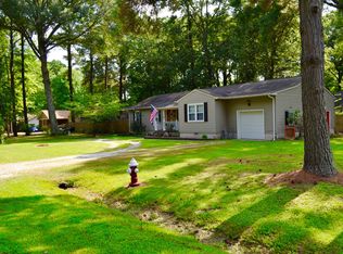102 Mastin Ave, Seaford, VA 23696