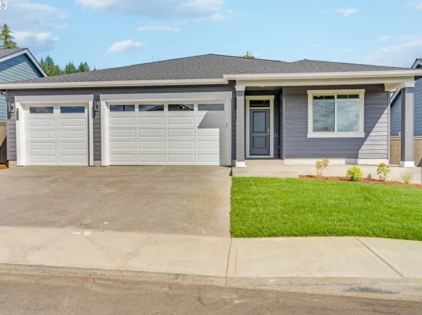 1554 NE Shell Rock Dr, Estacada, OR 97023