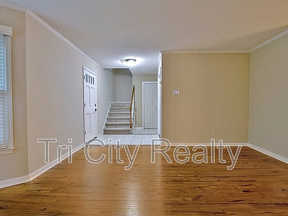 4th image of 702 Bookman Point