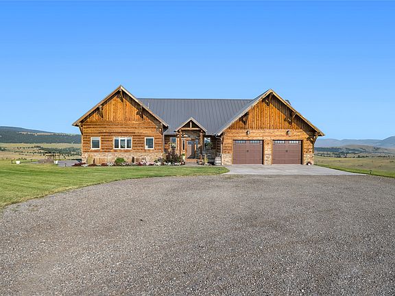 3rd image of 960 Eagle Crest Way