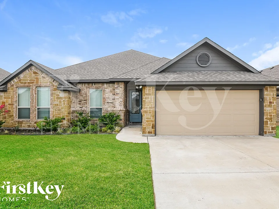 612 Zachary Dr