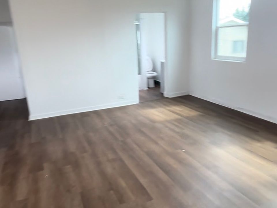 2nd image of 3860 Eagle St #14