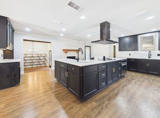 902 Ward Ln, Athens, TX 75751