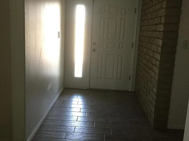3945 W Mission Ln — Photo 16