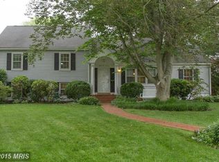 8514 Doter Dr, Alexandria, VA 22308
