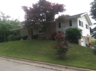 800 W 11th St, La porte, IN