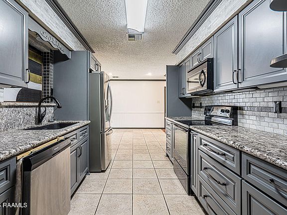 5th image of 109 Alyene Dr Unit B