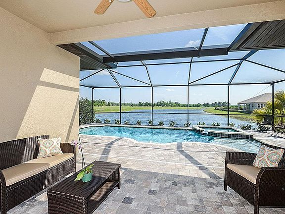 Sweetwater - Lanai - LakeShore Ranch Model home
