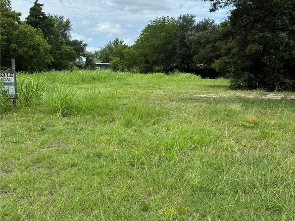 1200 N Texas Ave, Bryan, TX 77803