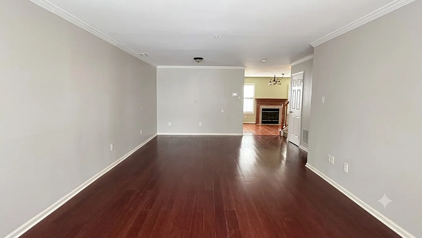 3 bed, 2182 sqft, $3,000 — Photo 3