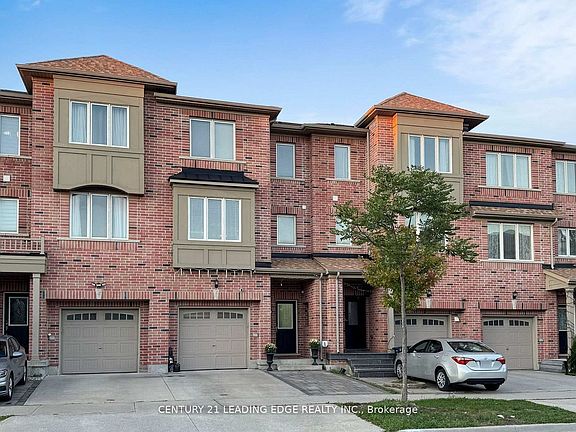 2nd image of 12 Pringdale Gardens Cir E