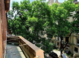 19 W 76th St #4AW, New York, NY 10023