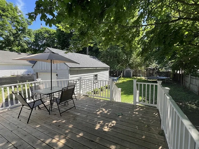 13 McDonald St — Photo 8