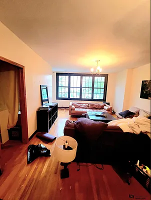 Rented by Batra Group Inc | media 1