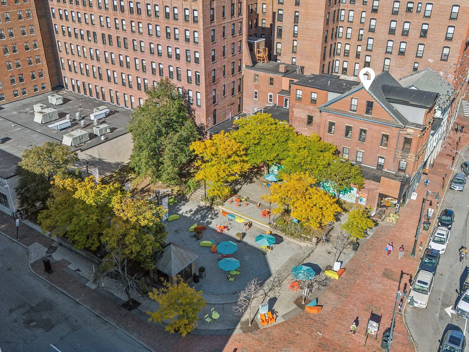 2 bed, 900 sqft, $1,700 — Photo 3