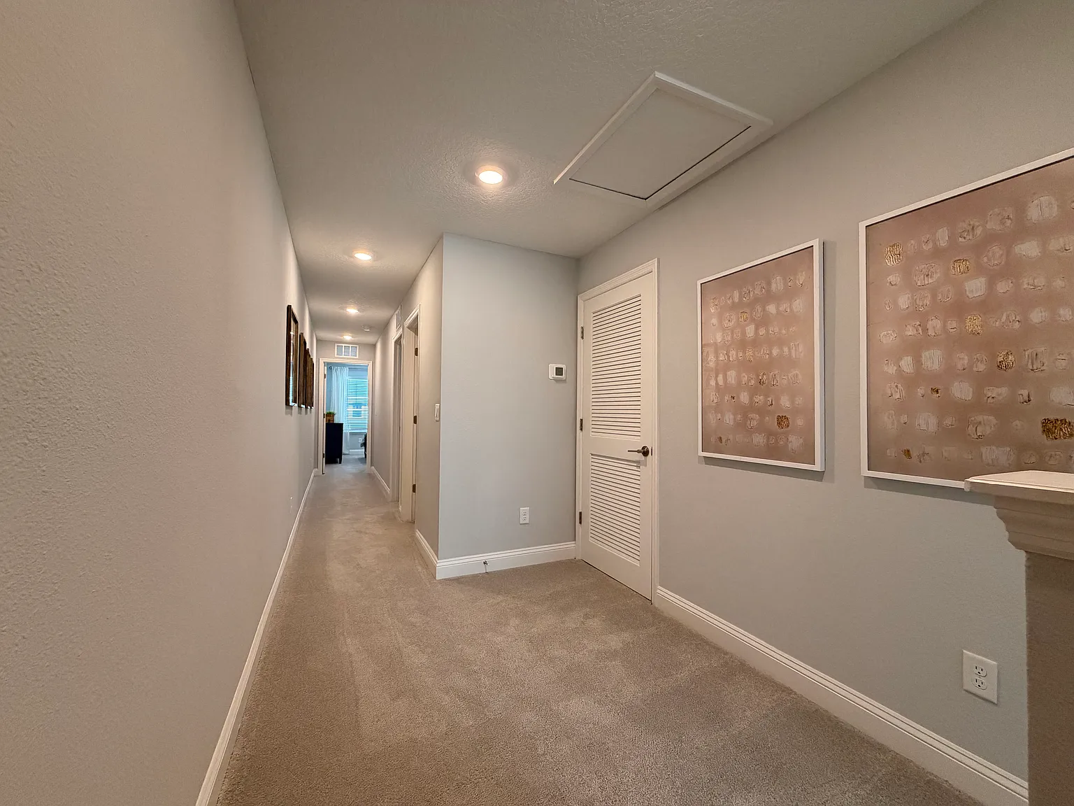 3 bed, 2.5 bath, 1483 sqft, $1,895 — Photo 3
