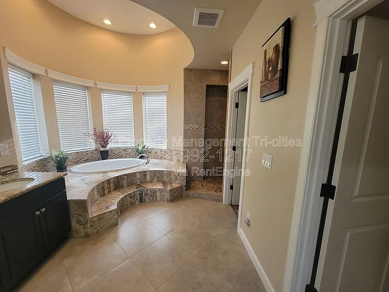 2348 W 49th Ave — Photo 6