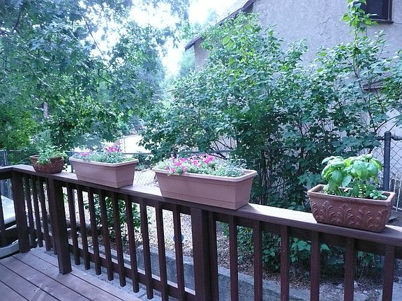 Private deck