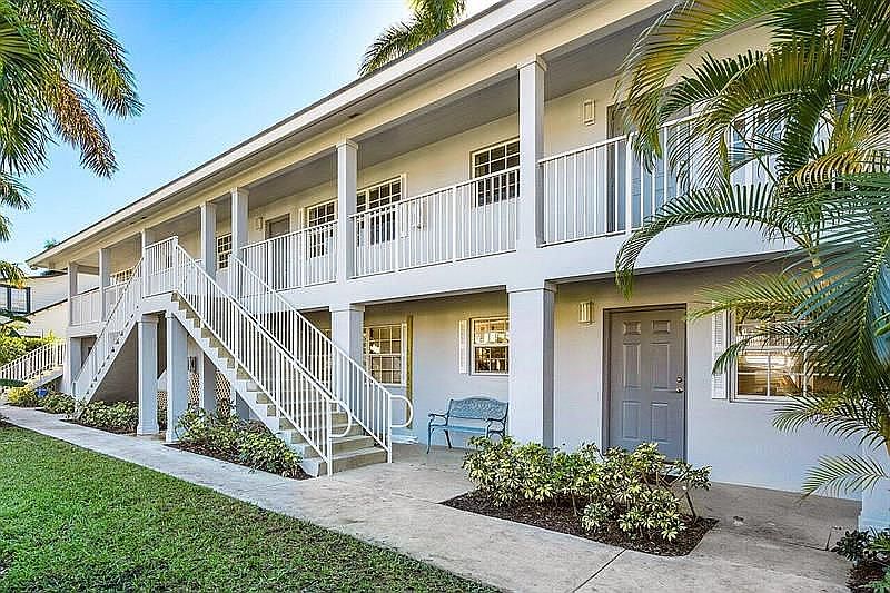 1st image of 234 Oleander Ave APT 5