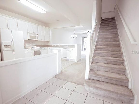2nd image of 2151 Stockton Dr