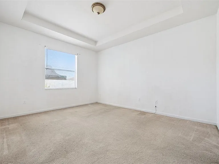7055 Heatherbrook Dr — Photo 15