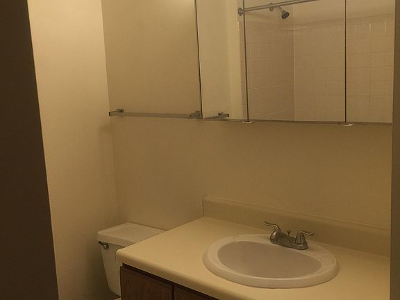4th image of 1320 S Beacon Blvd APT 1