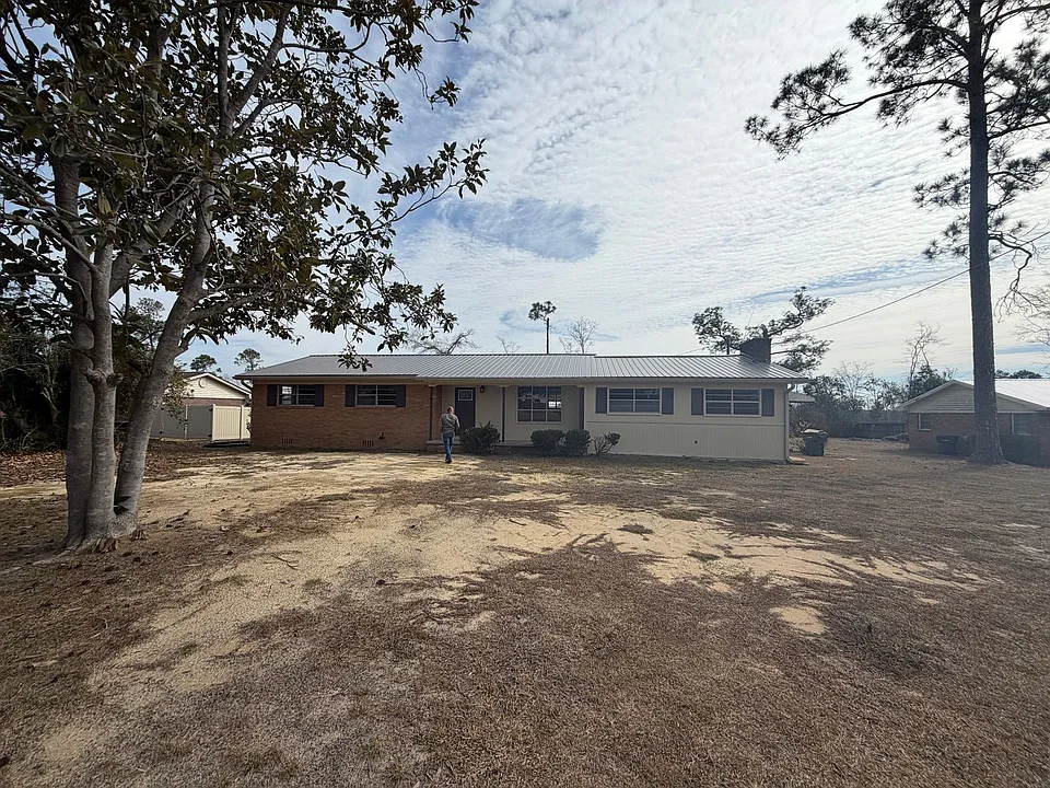 727 Old Nunez Rd