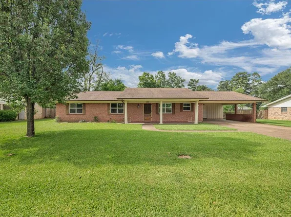 209 W Lakewood St, Nacogdoches, TX 75965