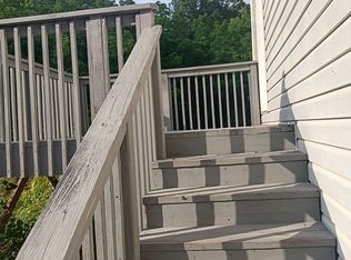 2209 Elliott Creek Rd, Christiansburg, VA 24073