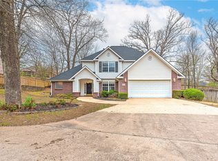 2622 Bent Trl, Springdale, AR 72762