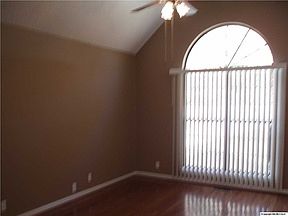 5th image of 1005 Woodland St