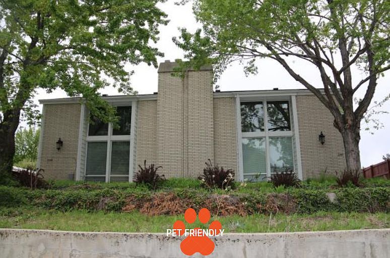 1st image of 7288 S Racquet Club Dr