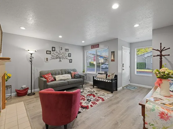 1531 W Cornerstone Dr, South Jordan, UT 84095