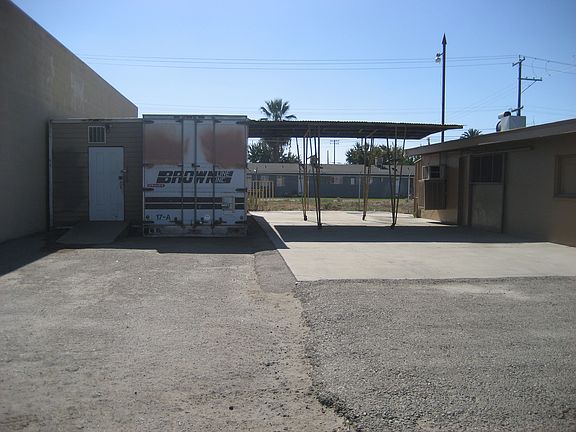 4th image of 40442 Orosi Dr