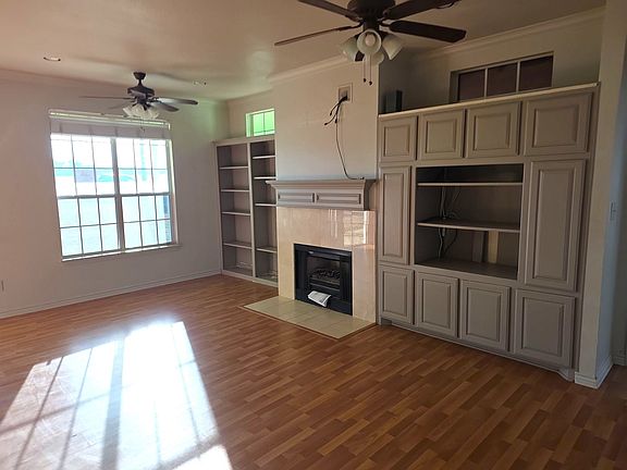 3rd image of 4035 Apache Cir