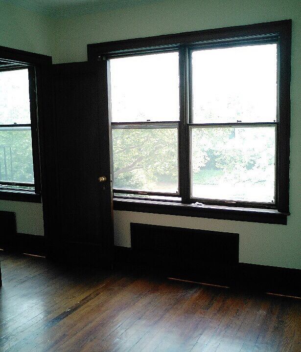 2nd image of 555 18th St #1R