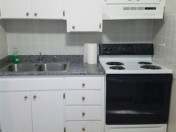 3rd image of 1945 29th St S