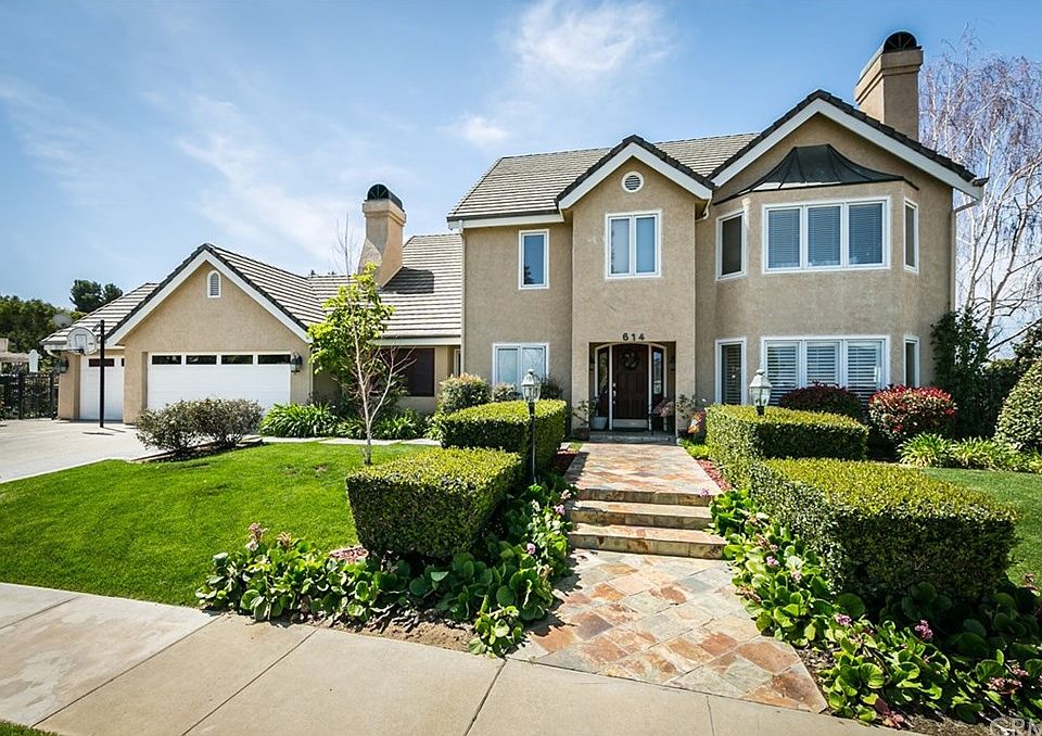 1st image of 614 Golden West Dr