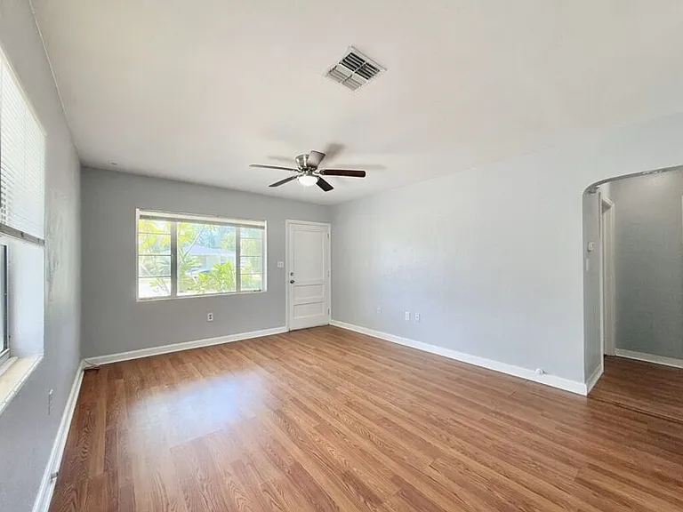 1438 San Juan Ct — Photo 18